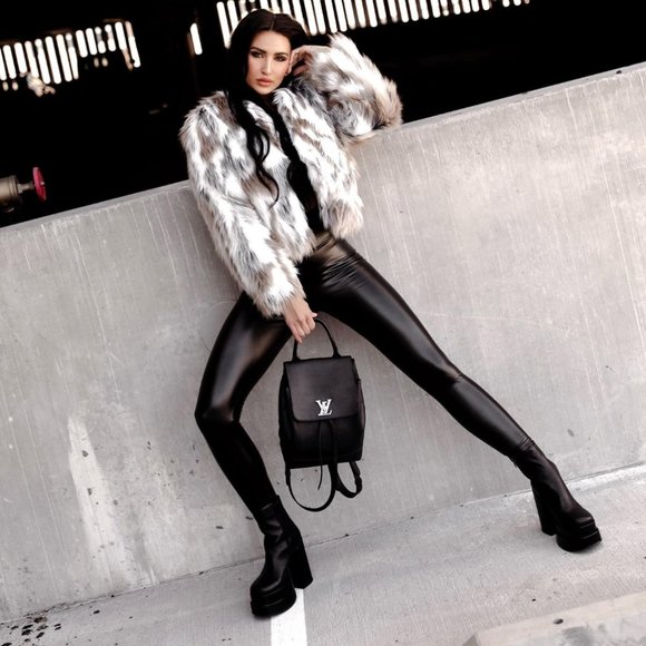 STEVE MADDEN COBRA LEATHER PLATFORM ANKLE BOOT - Picture 7 of 14